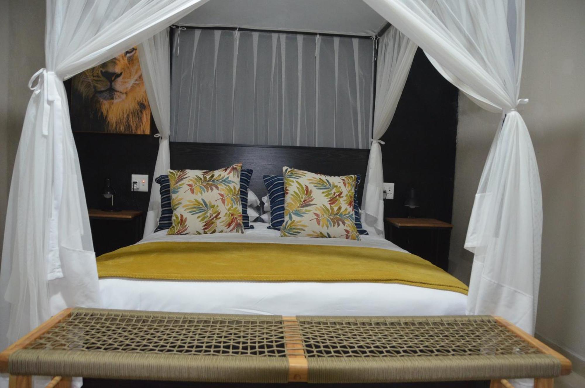 Kholiwe On Kruger Lodge & Safaris Marloth Park Exterior foto